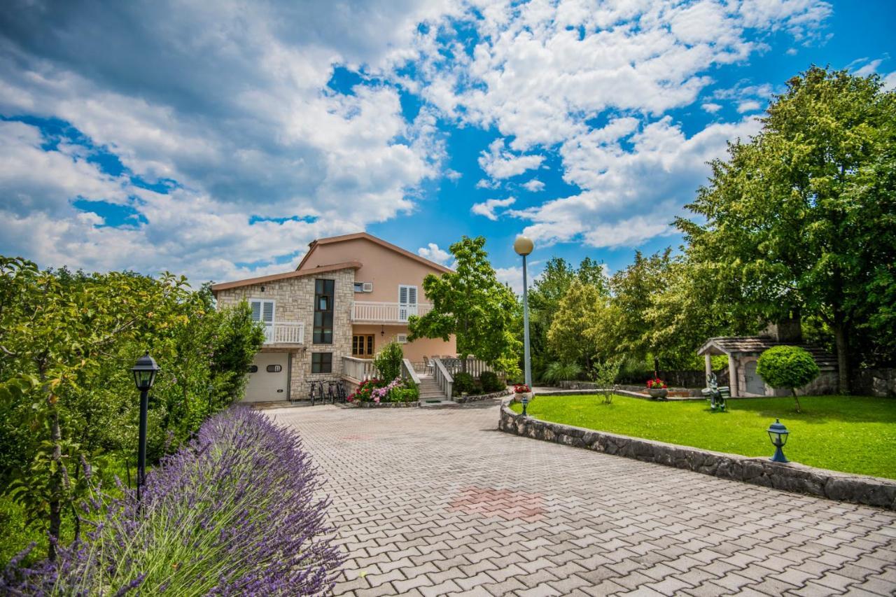 Villa Glorija Grubine Exterior photo