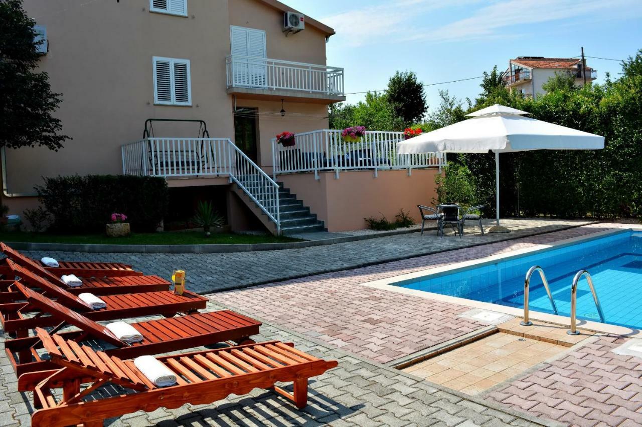 Villa Glorija Grubine Exterior photo